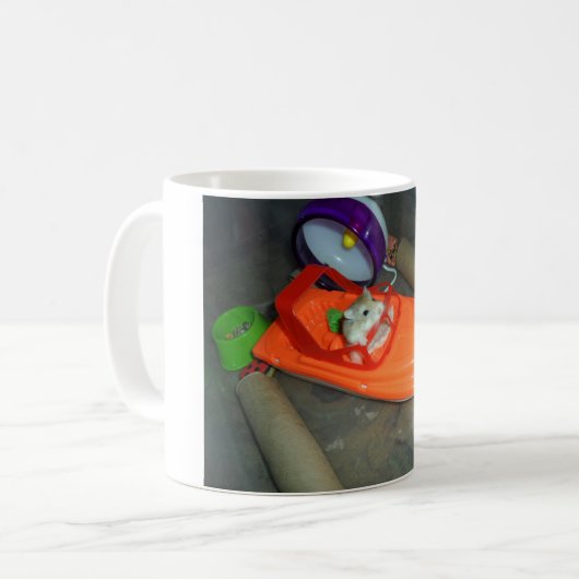 Hamster op een boot koffiemok (Voorkant links)