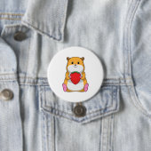 Hamster with Strawberry Ronde Button 7,6 Cm (In situ)
