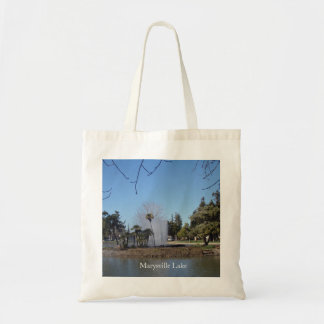 Hand Bagges met foto van het Marysville-meer. Tote Bag