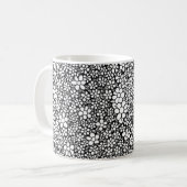 Hand Drawn Black and White Flower Pattern Koffiemok (Voorkant links)