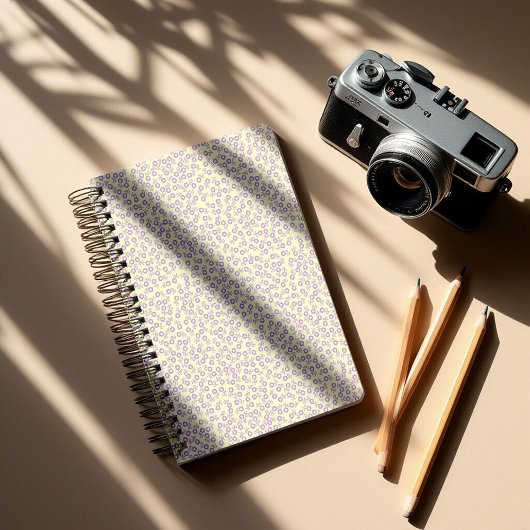 Hand drawn ditsy Lavender Daisies – Mini Floral