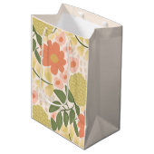 Hand-Drawn Floral Gift Bag – Whimsical Blooms Medium Cadeauzakje (Voorkant Gekanteld)