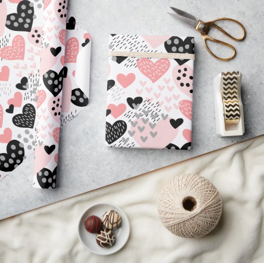 Hand Drawn Hearts and Stippen Pattern ID471 Cadeaupapier (Crafts)