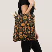 Hand Drawn Rustic Fall Pattern Tote Bag (Dichtbij)