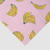 Hand getrokken schattig banaan patroon in roze ach tissuepapier (Detail)