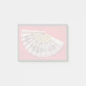 Hand Held Fan op een rode achtergrond Post-it® Notes (Voorkant)