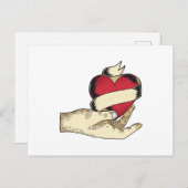 Hand Holding Heart Briefkaart (Voorkant / Achterkant)