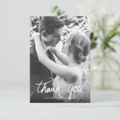 Hand Lettered Zwart & Wit Bruiloft Bedankkaart (Staand voorkant)