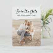 Hand Letters White en Black Script Save The Date (Staand voorkant)