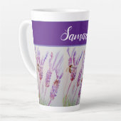 Hand Painted Lavender Flower Waterverf Birthday Latte Mok (Linkerhoek)