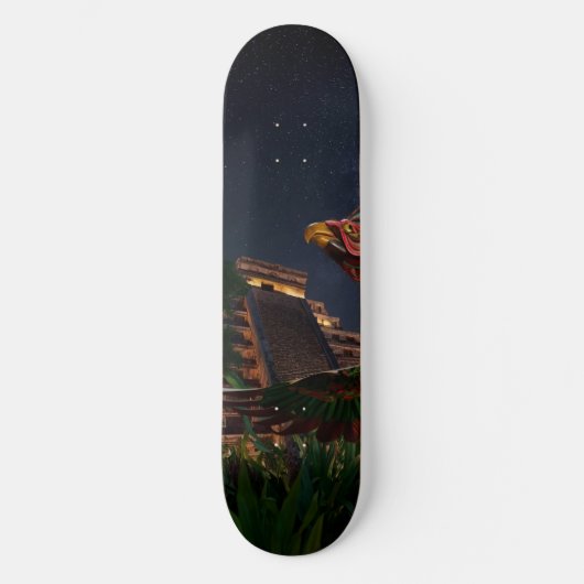 Handcrafted Pheasant and the Teotihuacán Pyramid: Skateboard (Voorkant)
