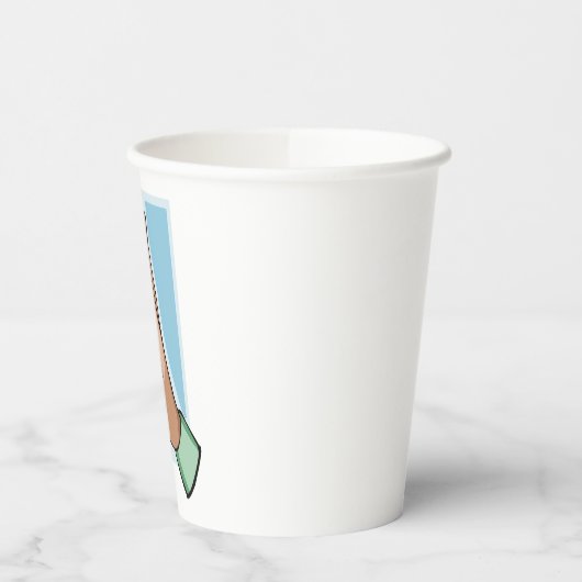 Handen in gebed papieren bekers (Links)