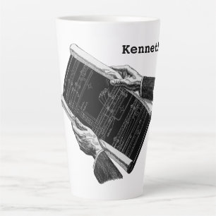 Handen met architecturale bouwtekeningen, vintage latte mok