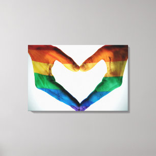 Handen schilderd als regenbooghart canvas afdruk
