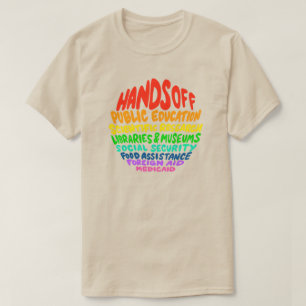 Handen uit t-shirt