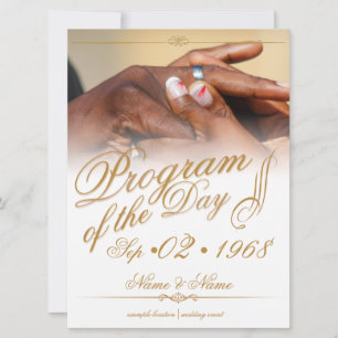 Handen van een gekleurde bruiloft paar Pin op Ring