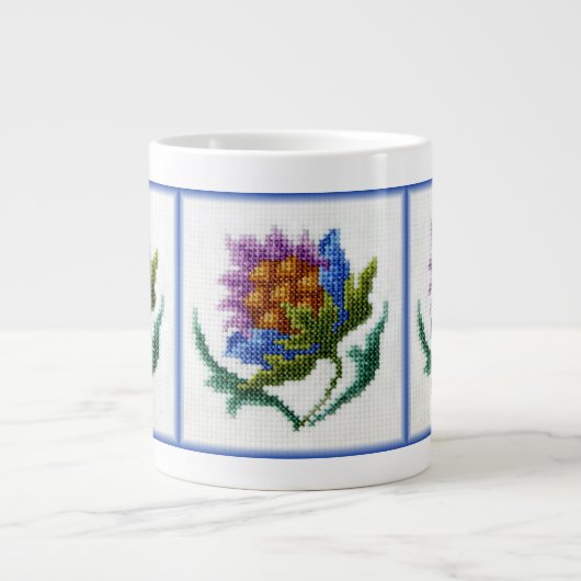 Handgeborduurde lichte bloem extra grote mok (Voorkant)