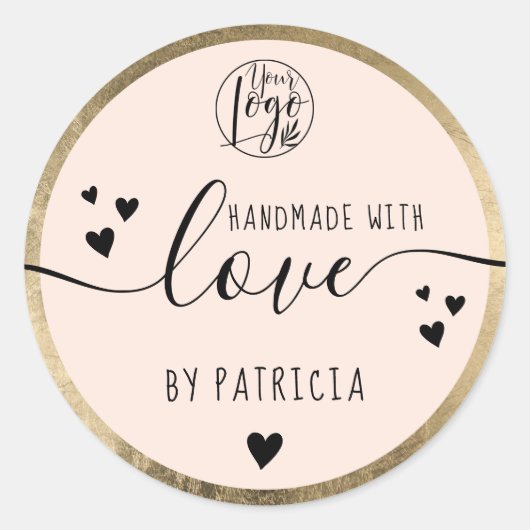 Handgemaakt liefdesscript zwart logo hartjes goud ronde sticker (Voorkant)