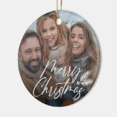 Handgemaakt Merry Christmas script w / Pine boughs Keramisch Ornament (Links)