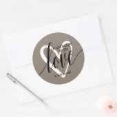 Handgemaakt met liefde hart op bruin ronde sticker (Envelop)