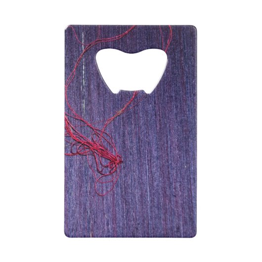 Handgemaakte Blauwe Thaise Zijde met rode draad Kredietkaart Flessenopener (Voorkant)