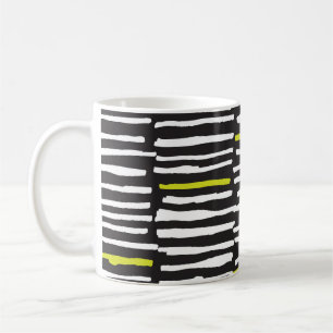 Handgetekende strepen: patroon. koffiemok