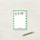 Handschrift om te doen lijst heldergroene witte st post-it® notes (Op bureau)