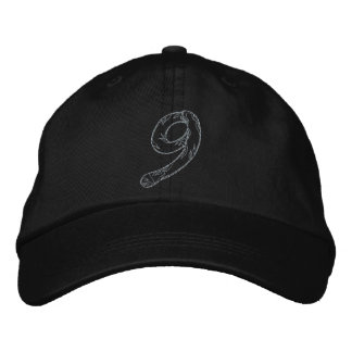 Handstitch nummer 9 geborduurde pet