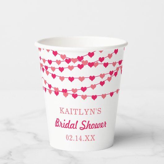 Hangende Hartjes Bruiloft Papieren Bekers (Voorkant)