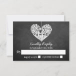 Hanging Coeur Arbre Chalkboard Mariage RSVP<br><div class="desc">Ces cartes de mariage RSVP comportent un arbre suspendu romantique, et bientôt être mari et femme, qui est sculpté en forme de coeur. L'arrière - plan de l'effet tableau de bord rend ces cartes RSVP parfaites pour tout couple qui planifie un mariage moderne chic. Ces cartes RSVP peuvent facilement être...</div>