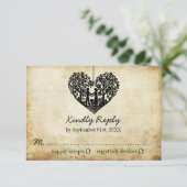 Hanging Heart Tree Vintage Wedding RSVP (Debout devant)