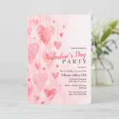Hanging Hearts Valentine's Day Invitation (Debout devant)