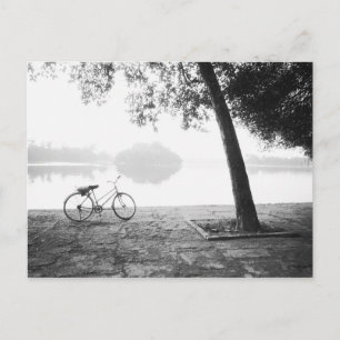 Hanoi Vietnam, Bicycle & Bay Mau Lake Lenin Park Briefkaart