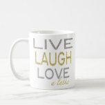 Hanoukka Mug "Live Laugh Love a latke"<br><div class="desc">Gold et Silver, Fun Hanoukka mug. "Vis, ris, aime un loquet ! Chanukah Mug. Personnalisez en supprimant, "Heureux Chanukah, Bubbie! Love, Amy & Jason", puis choisissez votre style de police préféré, la taille, la couleur et la formulation pour personnaliser votre tasse ! Créez un cadeau simple en ajoutant quelques bonbons...</div>