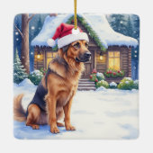 Hanoverian Scenthound Snowy Forest Cabin Santa Hat Keramisch Ornament (Achterkant)
