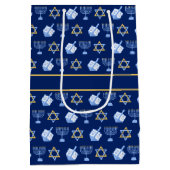 Hanukkah Dreidel Menorah Pattern Blue Custom Party Medium Cadeauzakje (Achterkant)