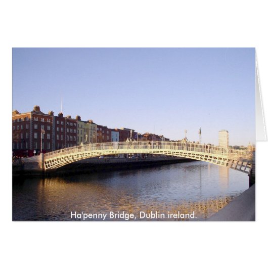 Ha'penny Bridge sur la rivière Liffey Dublin Irlan (Devant horizontal)