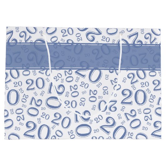Happy 20th Birthday Number Pattern Blue and White Groot Cadeauzakje (Achterkant)