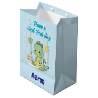Happy 2nd Birthday, Cute Dragon, Personalized  Medium Cadeauzakje