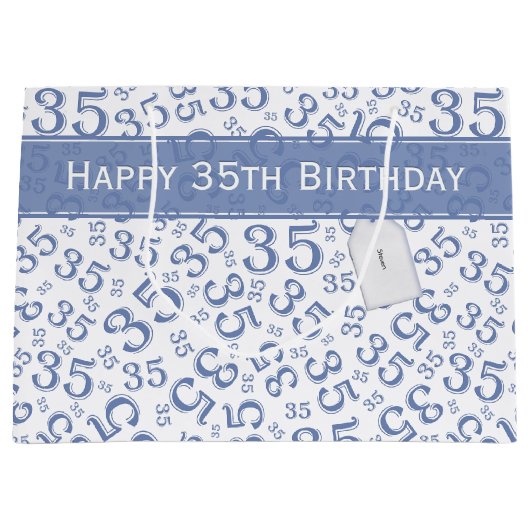 Happy 35th Birthday Number Pattern Blue/White Groot Cadeauzakje (Voorkant)