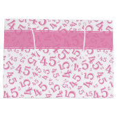 Happy 45th Birthday Number Pattern Pink/White Groot Cadeauzakje (Achterkant)