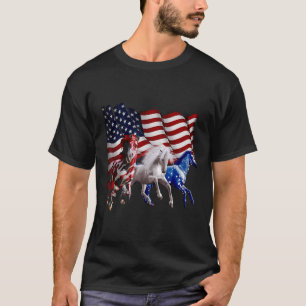 Happy 4 juli American Flag Red Horse and an T-shirt