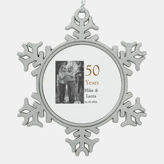 Happy 50th Anniversary Voeg paar naam datum bruilo Tin Sneeuwvlok Ornament (Voorkant)