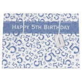 Happy 5th Birthday Number Pattern 5 Blue/White Groot Cadeauzakje (Voorkant)
