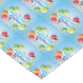 Happy Birthday-ballonnen en Petten Tafelkleed (Gekanteld)