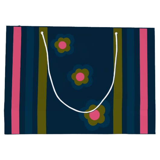 Happy birthday Custom text navy blue & Hot pink Groot Cadeauzakje (Achterkant)