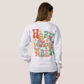Happy Camper Vibes Sweatshirt (Dos entier)