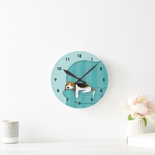 Happy Couch Beagle - Cute Puppy Dog Design Ronde Klok (Huis)