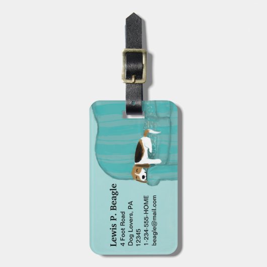 Happy Couch Beagle | Schattigee hond gepersonalise Bagagelabel (Voorkant verticaal)