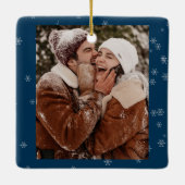 Happy Couple CUSTOM Duitse Blauwe Sneeuw Kerstmis Keramisch Ornament (Achterkant)